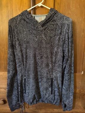 Title Nine Patterned Sun Hoodie